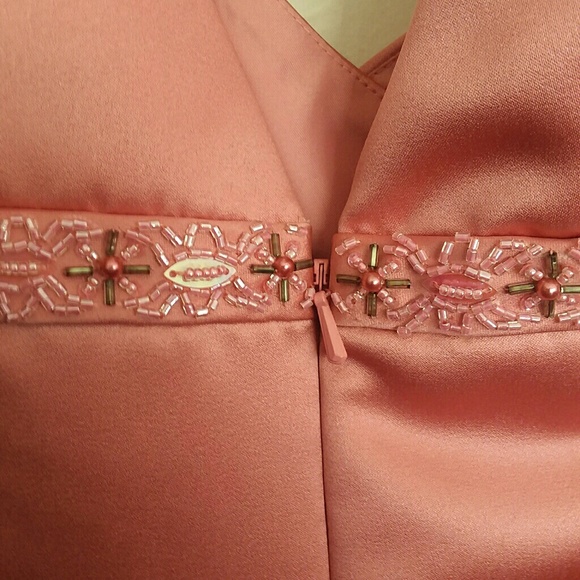 Formal Dress - Picture 7 of 7